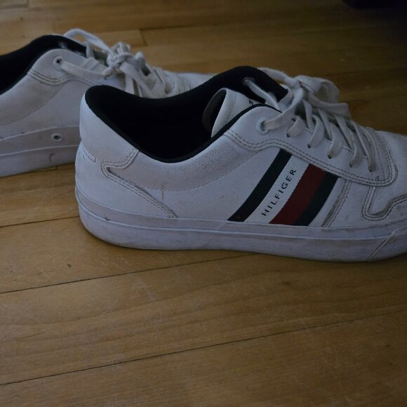 Men's Tommy Hilfiger shoes - Picture 3 of 4